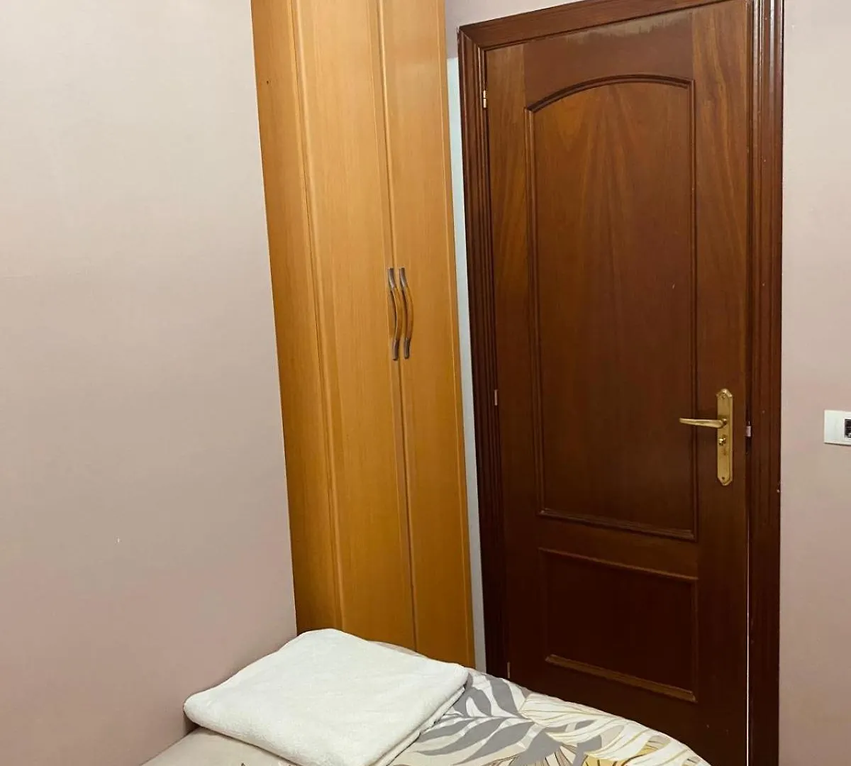 Apartment With 2 Rooms For 3 Persons Arrecife